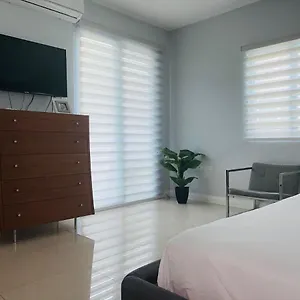 https://harloes.comcaribbean.com